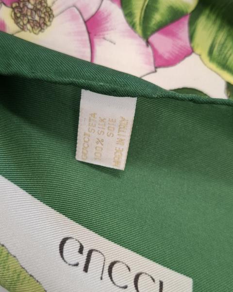 FOULARD GUCCI FANTASIA BORDO VERDE (macchioline)