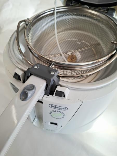 FRIGGITRICE OLIO DE LONGHI