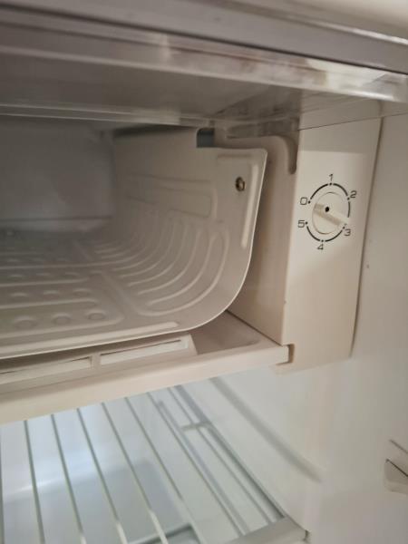 FRIGO PICCOLO IGNIS CLASSE A BIANCO