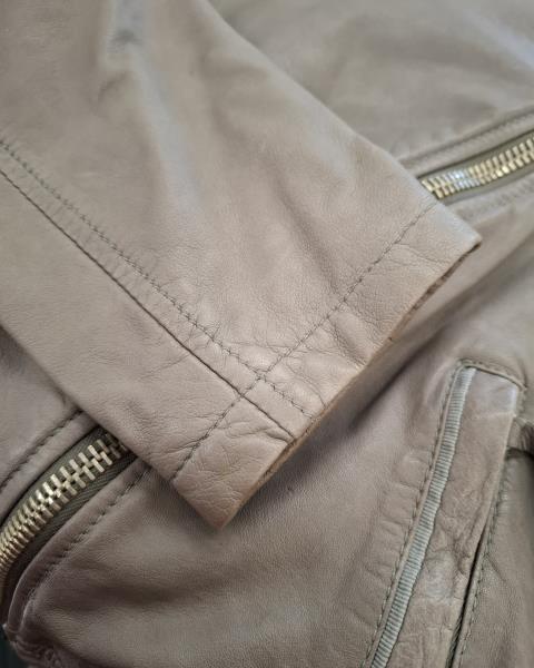 GIUBBINO PELLE RIHANNA FOR ARMANI JEANS GRIGIO TG 42