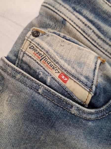 JEANS DIESEL SLAVATO TG 29 (VESTE 42/44)