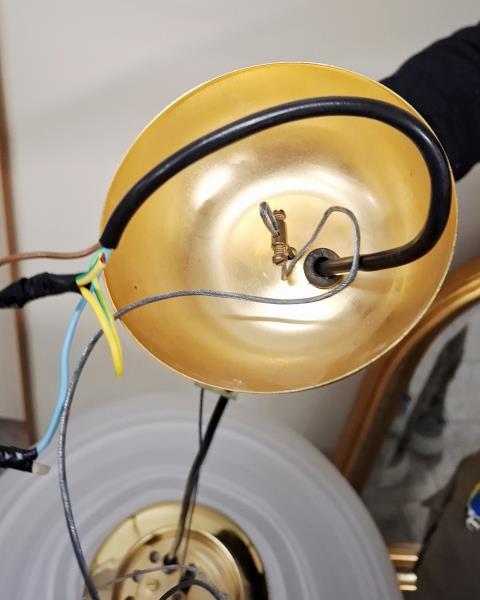 LAMPADARIO VEART BOCCIA VETRO SATINATO BIANCO