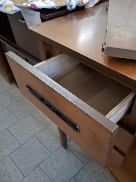 MACCHINA DA CUCIRE SINGER CON MOBILETTO 3 CASSETTI