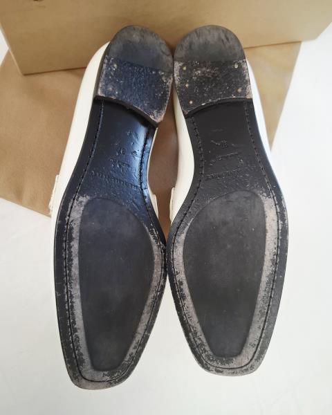 MOCASSINO BURBERRY BIANCO VERNICE (macchioline) n 37