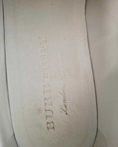 MOCASSINO BURBERRY BIANCO VERNICE (macchioline) n 37