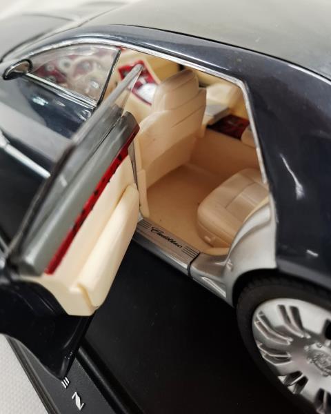 MODELLINO AUTO CADILLAC