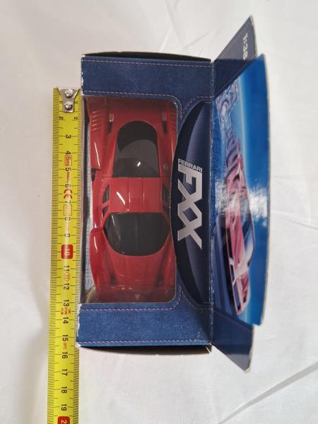 MODELLINO FERRARI 1:38