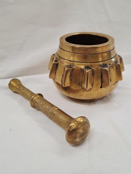 MORTAIO OTTONE CON PESTELLO