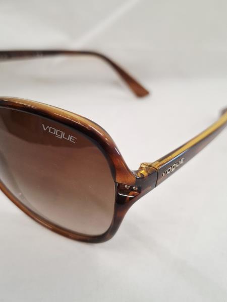 OCCHIALI DA SOLE VOGUE MARRONI