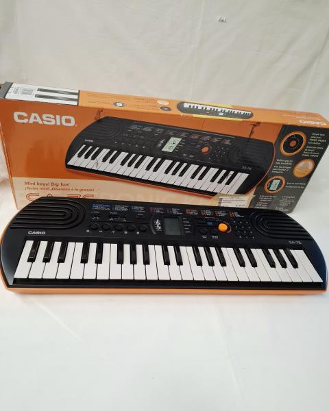PIANOLA CASIO SA-76 (senza trasformatore)