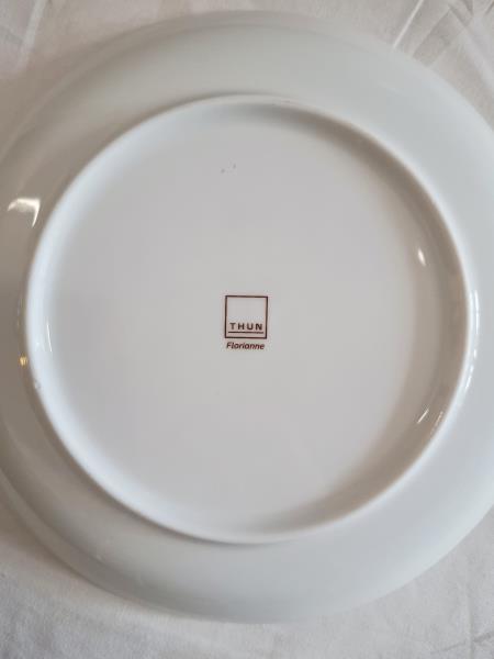 PIATTO THUN