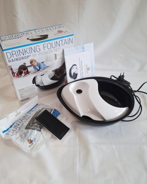 PIONEER PET FONTANELLA GATTI