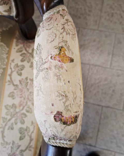 POLTRONA D'EPOCA TESSUTO STRAPPI