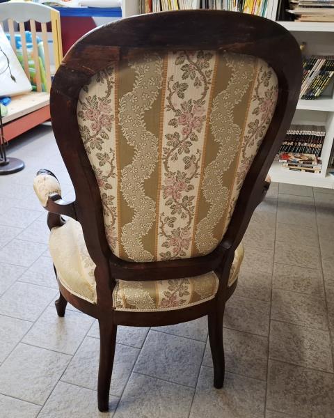 POLTRONA D'EPOCA TESSUTO STRAPPI