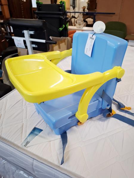 RIALZO X SEDIA AZZURRO GIALLO