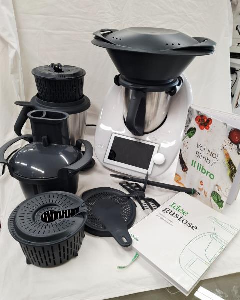 ROBOT DA CUCINA VORWERK BIMBY TM6