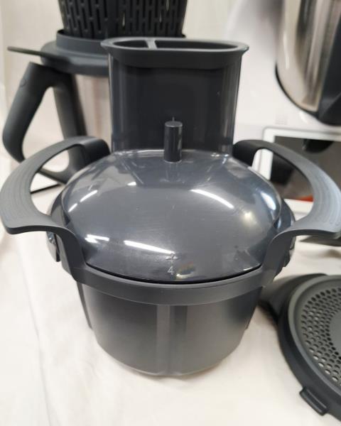 ROBOT DA CUCINA VORWERK BIMBY TM6