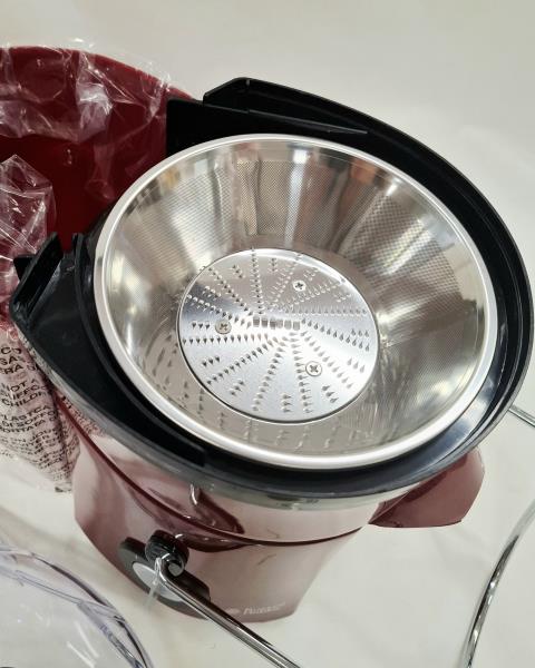 RUSSELL HOBBS DESIRE JUICE EXTRACTOR ROSSO