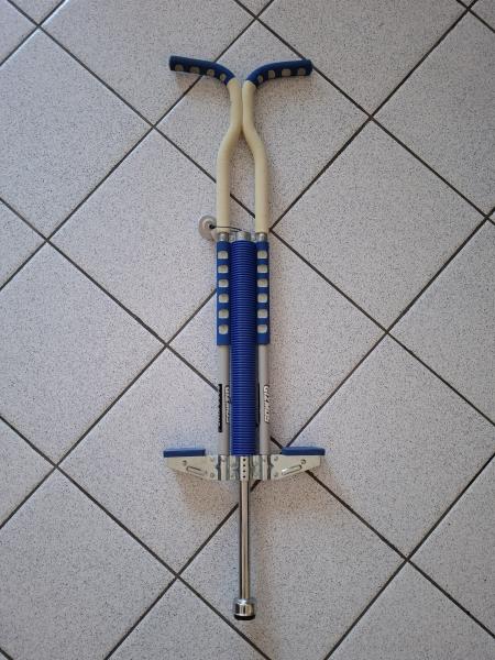 SALTERELLO A MOLLA BIANCO BLU