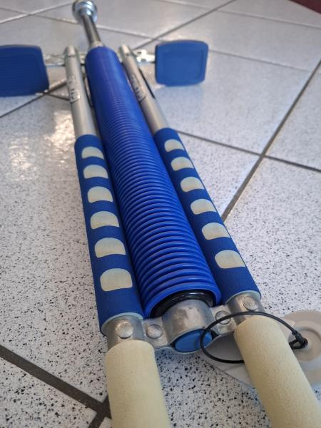 SALTERELLO A MOLLA BIANCO BLU