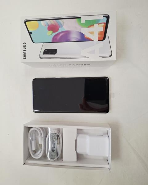SAMSUNG A41