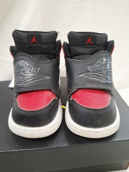 SCARPINA JORDAN ROSSO NERA N 22