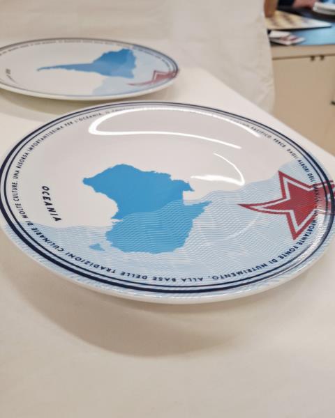 SCATOLA 6 PIATTI CONTINENTI SELETTI X SAN PELLEGRINO