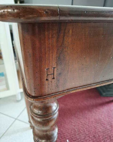 SCRITTOIO D'EPOCA CON SEDIA