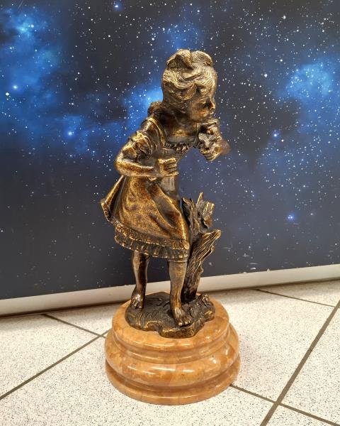 SCULTURA FANCIULLA BRONZO BASE MARMO
