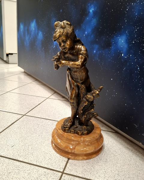 SCULTURA FANCIULLA BRONZO BASE MARMO