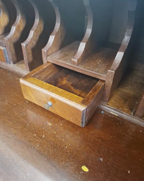 SECRETAIRE CON ANTA A RIBALTA (da sistemare)