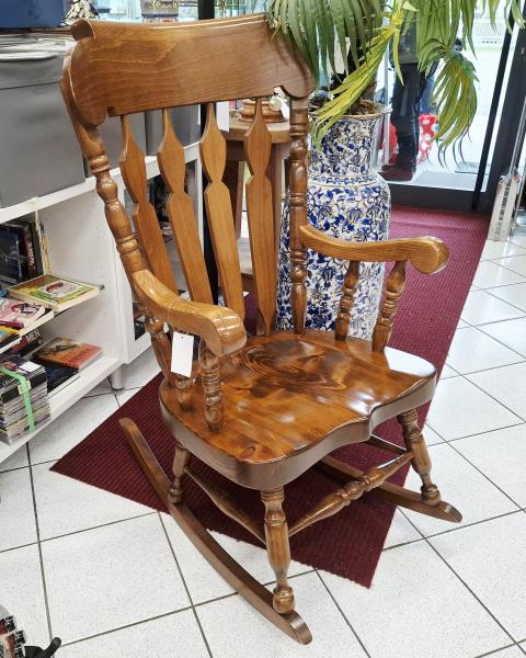 SEDIA  A DONDOLO  LEGNO