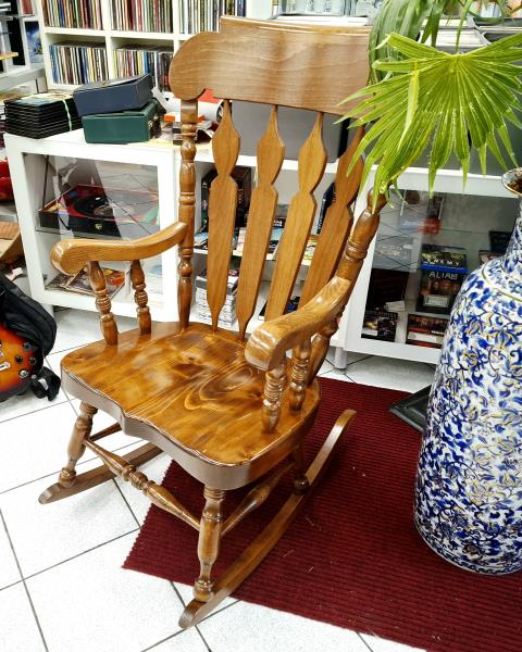 SEDIA  A DONDOLO  LEGNO