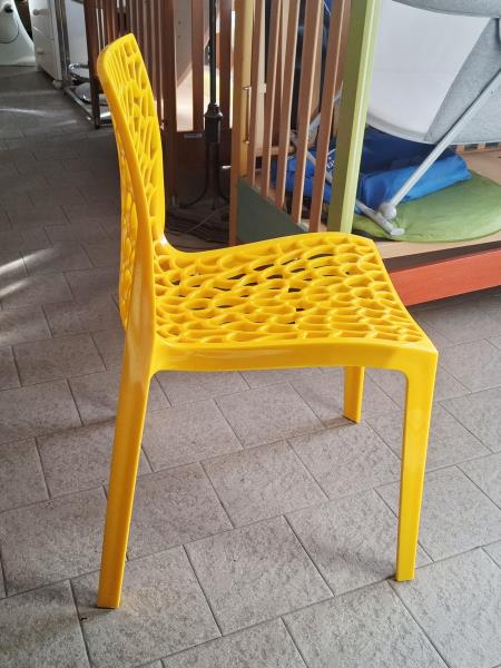 SEDIA GRANDSOLEIL GRUVYER GIALLA