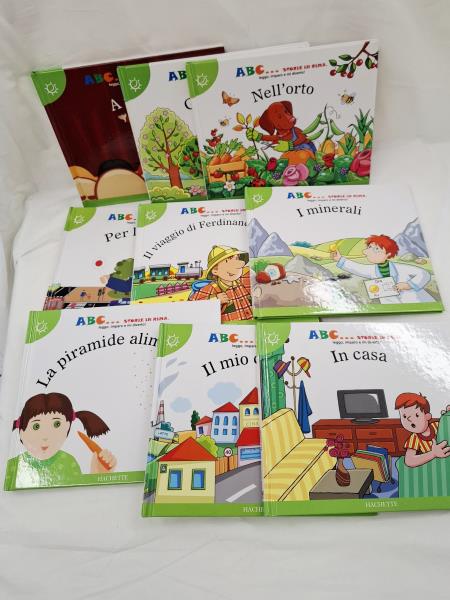 SERIE 9 VOLUMI HACHETTE ABC STORIE IN RIMA - ATTORNO A NOI