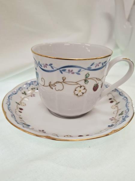 SERVIZIO CAFFE' E TE' LAKLAIN  X 6 PERSONE FRAGOLINE