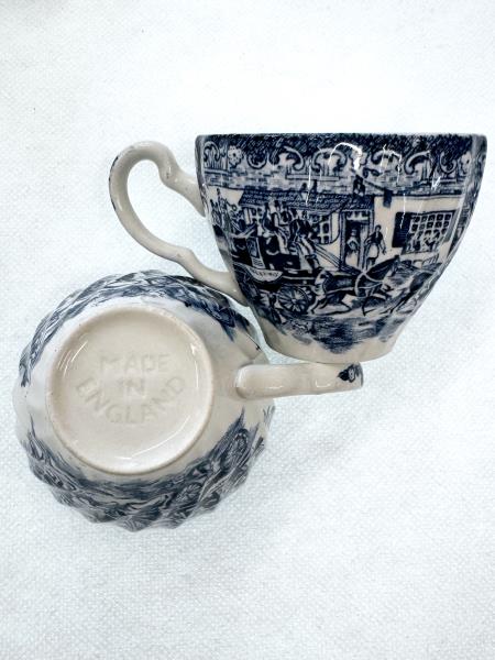 SERVIZIO CAFFE' JOHNSON BROS ENGLAND X 10 PERSONE (LATTIERA MANICO ROTTO)