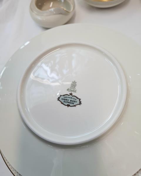 SERVIZIO DA TE' X 12 PERSONE H&G IVORY BODY SUPREME