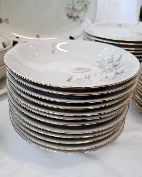 SERVIZIO PIATTI BAREUTHER BAVARIA DISEGNI VINTAGE X 12 PERSONE