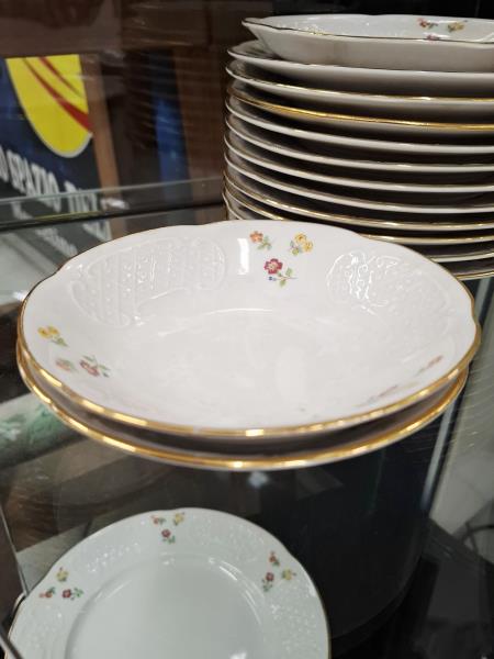 SERVIZIO PIATTI GINORI FIORELLINI ANNI '50 X 12 PERSONE