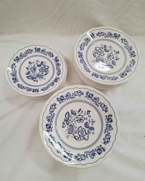 SERVIZIO PIATTI MONDOVI' CERAMICA BESIO X 6 PERSONE
