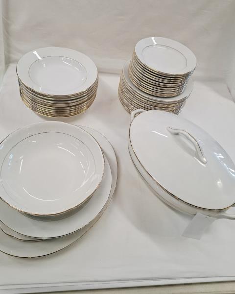 SERVIZIO PIATTI X 12  LAVENO BORDO DORATO
