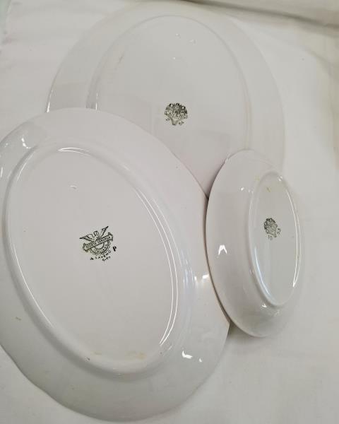 SERVIZIO PIATTI X 12  LAVENO BORDO DORATO