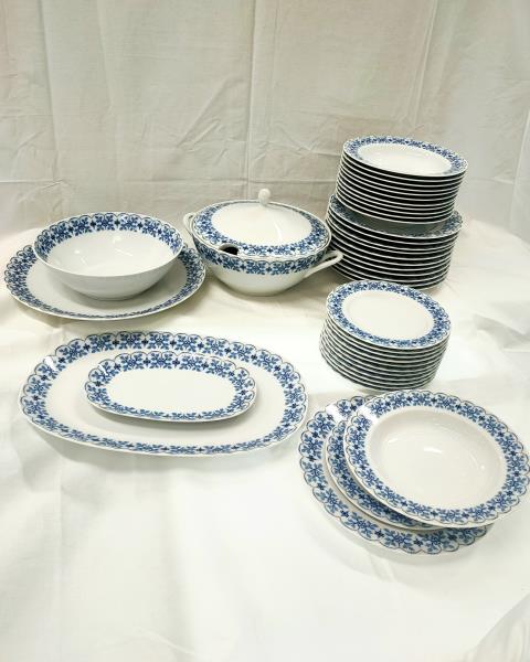 SERVIZIO PIATTY GERMANY PORCELLANA HUTSCHENREUTHER X 12 PERSONE DECORI BLU