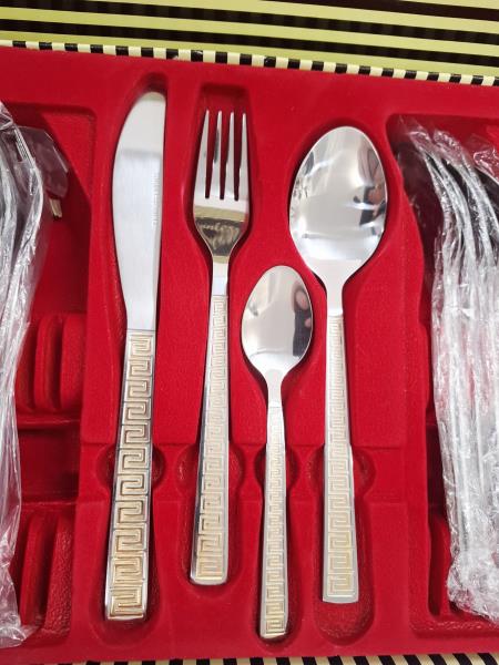 SERVIZIO POSATE ACCIAIO MANICO