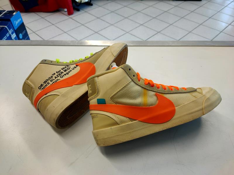 SNEAKERS NIKE BLAZER OFF WHITE N 41 COLLEZIONE