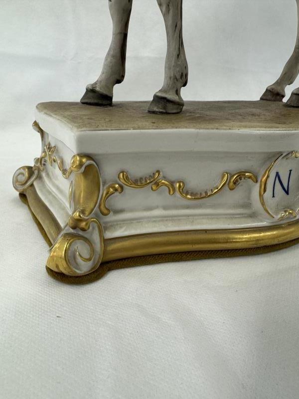 STATUA CAPODIMONTE NAPOLEONE A CAVALLO B. MERLI