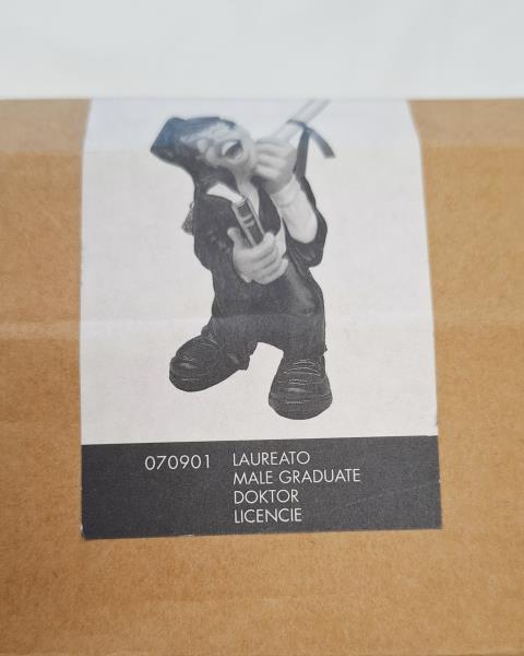 STATUA LAUREATO ANTARTIDEE