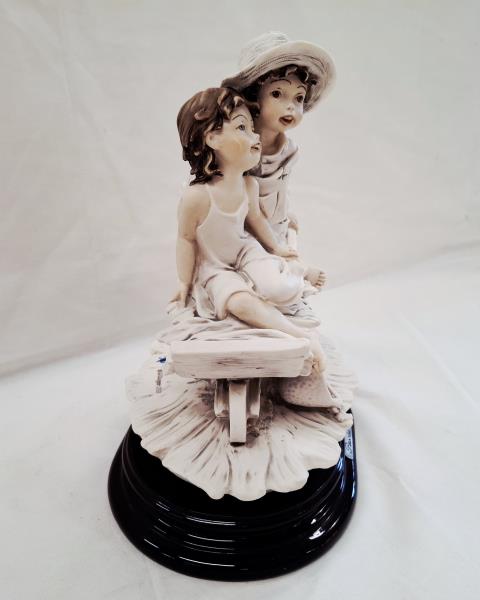 STATUA PASCAL CAPODIMONTE INNAMORATI