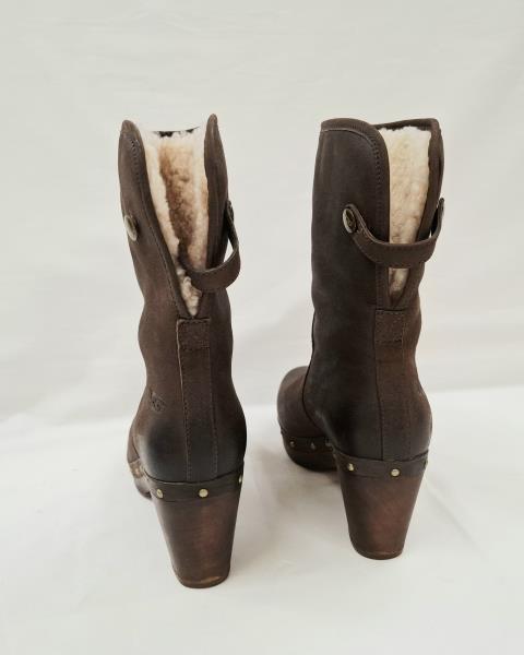 STIVALETTO UGG  MONTONE TACCO LEGNO N.36